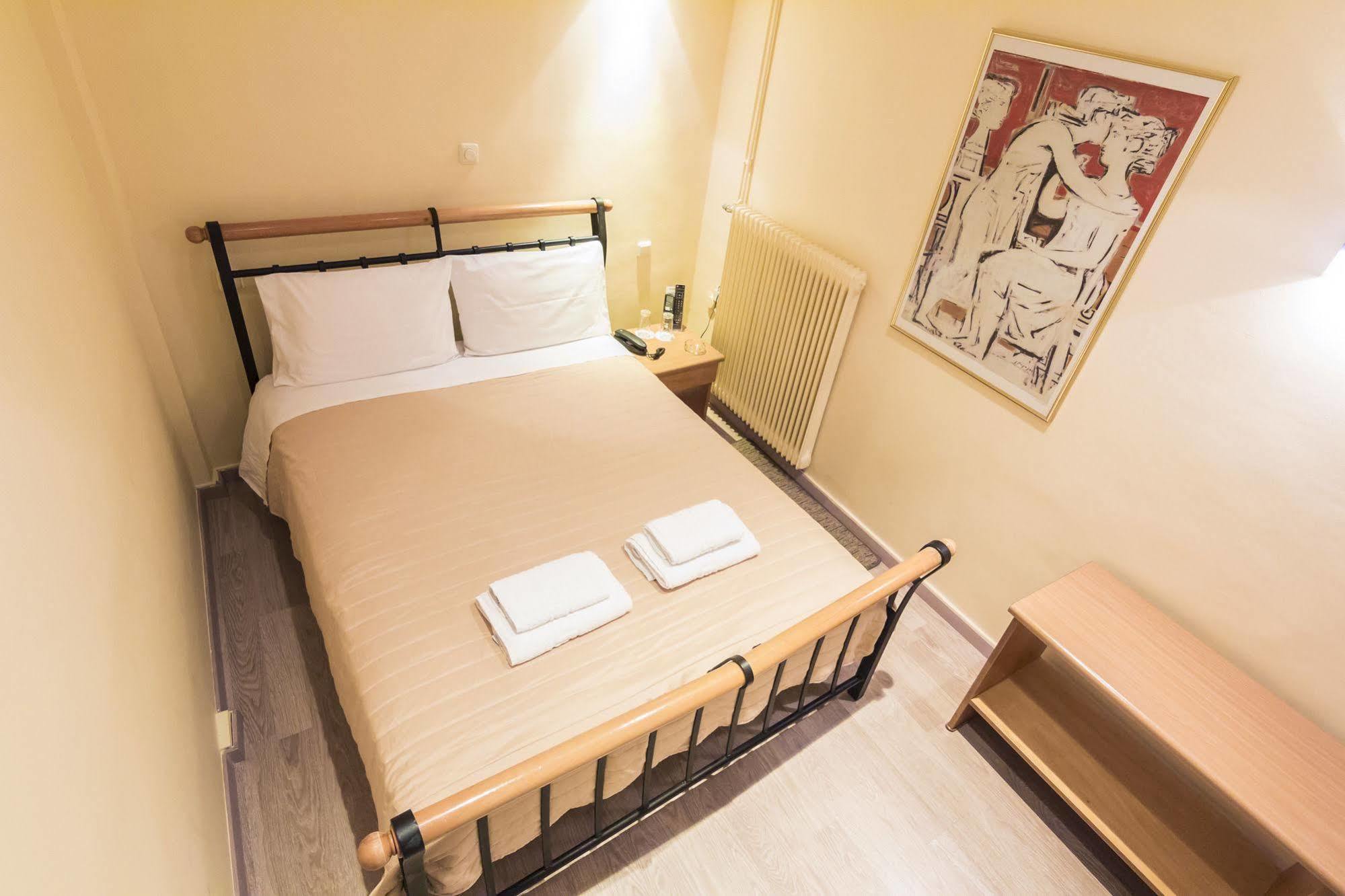 Zappion Hotel 2*